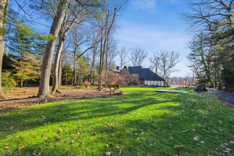 545 Johnston Drive Watchung NJ 07069