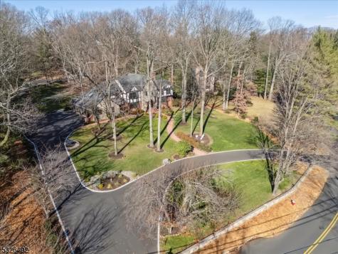 545 Johnston Drive Watchung NJ 07069