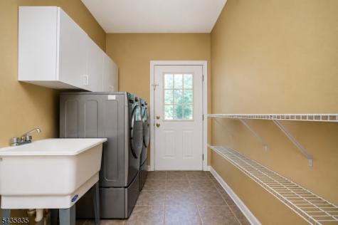 30 Rue Chagall Franklin NJ 08873