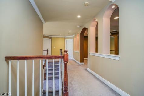 30 Rue Chagall Franklin NJ 08873