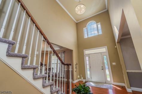 30 Rue Chagall Franklin NJ 08873