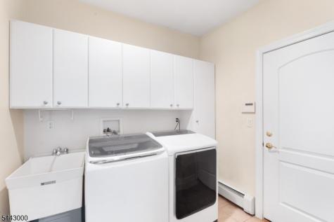109 Overlook Avenue East Hanover NJ 07936