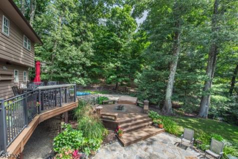 390 Ski Trail Kinnelon NJ 07405