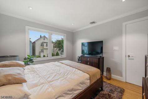 45 Grunwald Street Clifton NJ 07013