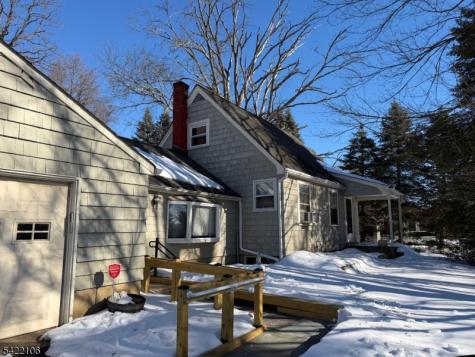 124 Gates Avenue Long Hill NJ 07933
