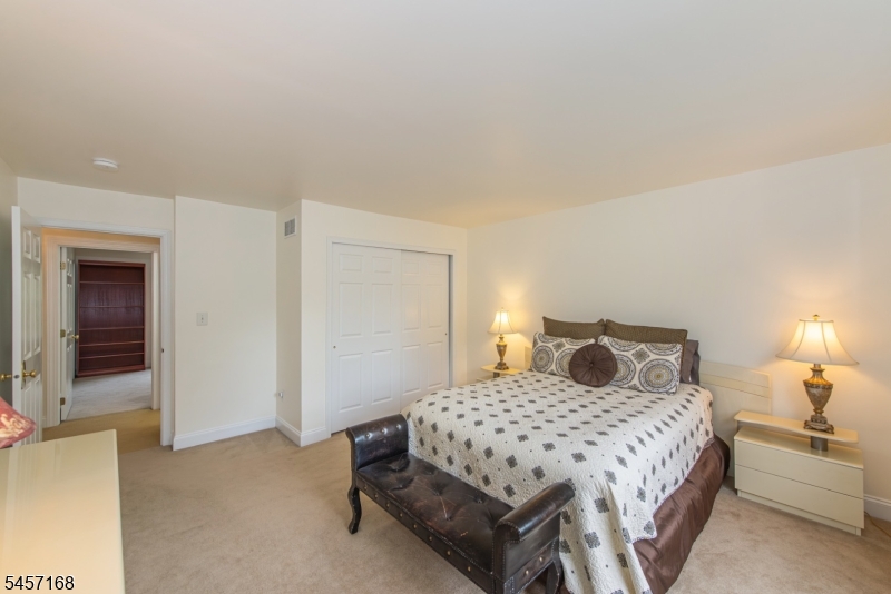 14 Vista Drive Mount Olive NJ 07836