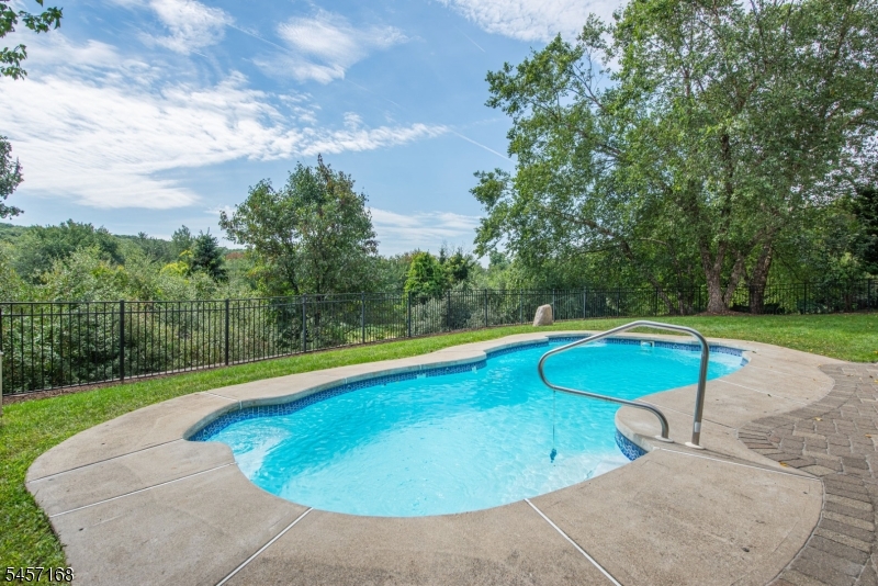 14 Vista Drive Mount Olive NJ 07836