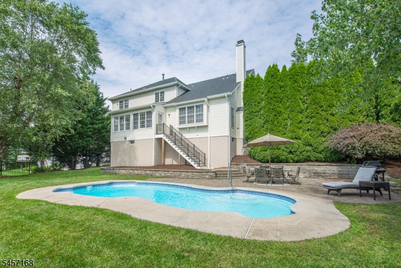 14 Vista Drive Mount Olive NJ 07836