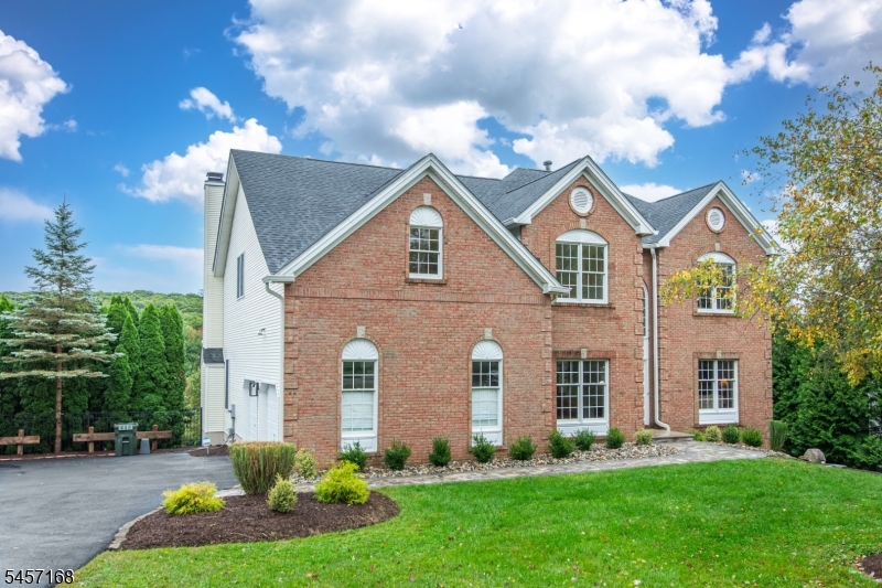 14 Vista Drive Mount Olive NJ 07836
