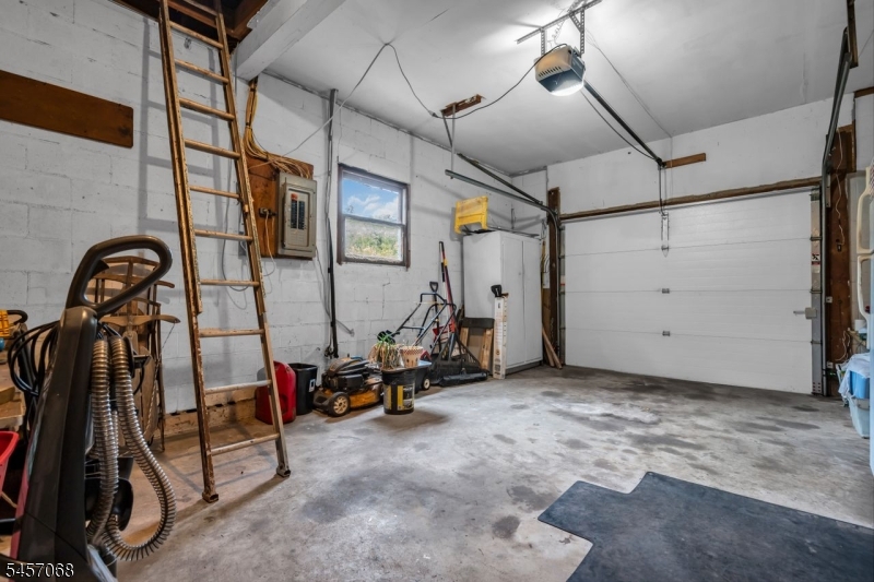 1996 Amwell Road Franklin NJ 08873