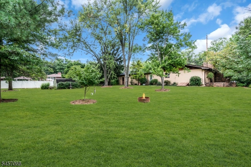 1996 Amwell Road Franklin NJ 08873