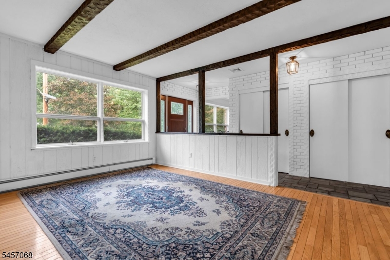 1996 Amwell Road Franklin NJ 08873