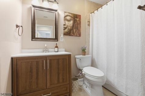 60 Fordham Drive Aberdeen NJ 07747