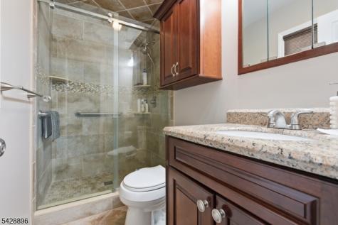 60 Fordham Drive Aberdeen NJ 07747