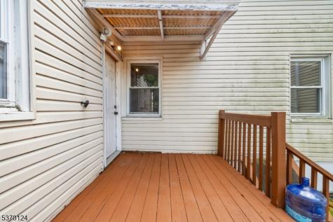 73 N 6th Street Paterson NJ 07522
