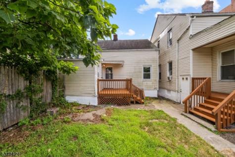 73 N 6th Street Paterson NJ 07522