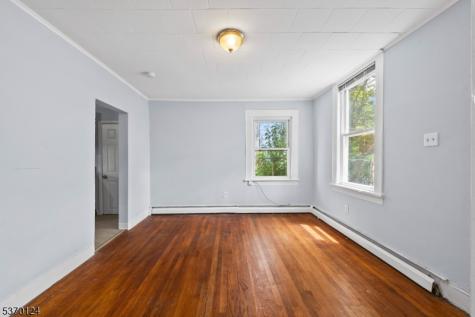 73 N 6th Street Paterson NJ 07522
