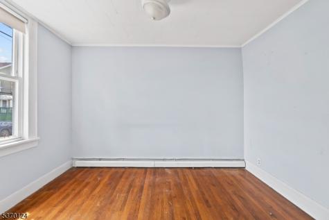 73 N 6th Street Paterson NJ 07522