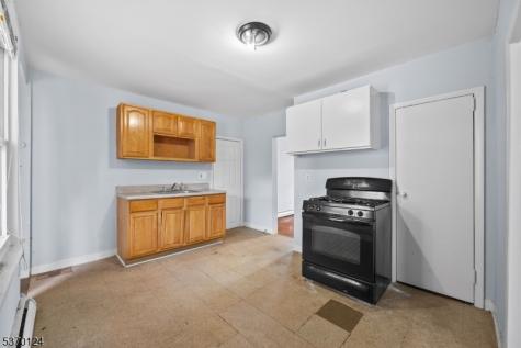 73 N 6th Street Paterson NJ 07522
