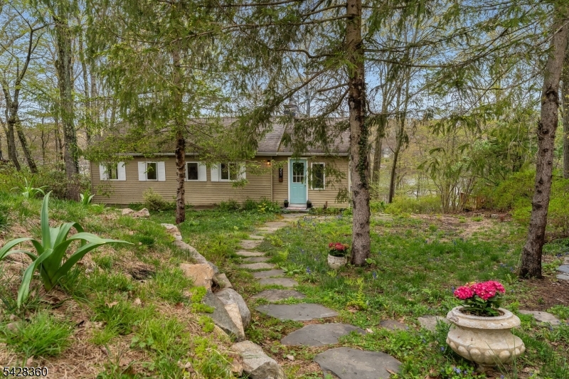 351 E Lakeshore Drive Vernon NJ 07422
