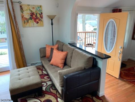 112 Seneca Lake Road Sparta NJ 07871