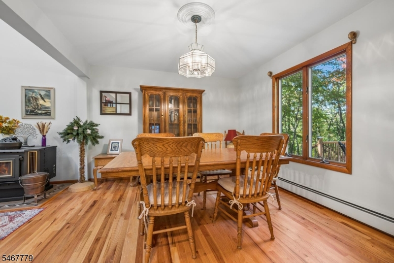 113 Evergreen Avenue Hopatcong NJ 07843