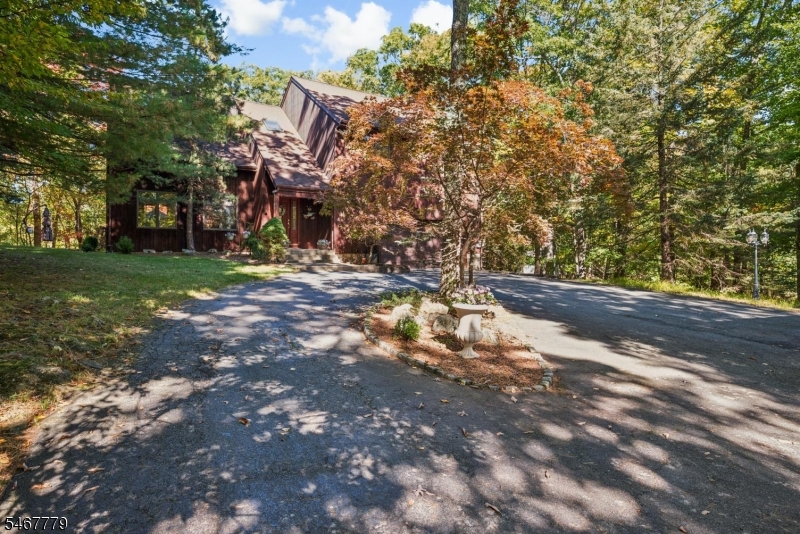 113 Evergreen Avenue Hopatcong NJ 07843