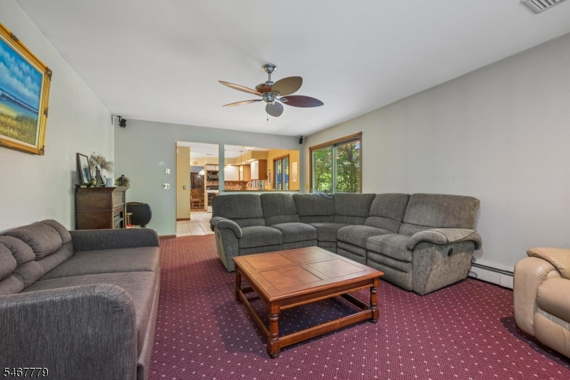 113 Evergreen Avenue Hopatcong NJ 07843