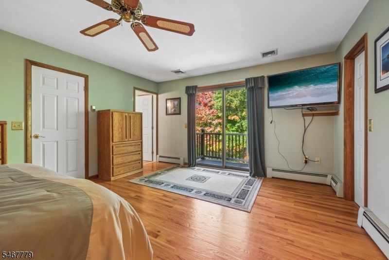 113 Evergreen Avenue Hopatcong NJ 07843