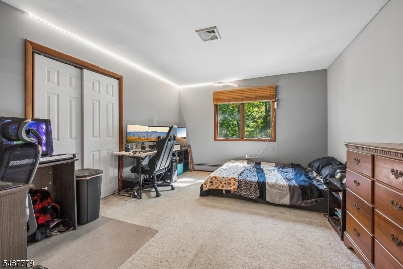 113 Evergreen Avenue Hopatcong NJ 07843