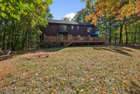113 Evergreen Avenue Hopatcong NJ 07843