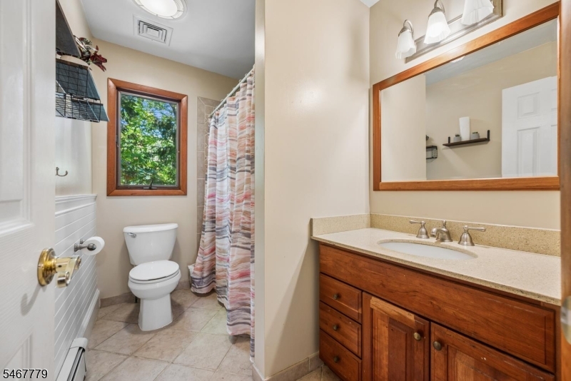 113 Evergreen Avenue Hopatcong NJ 07843