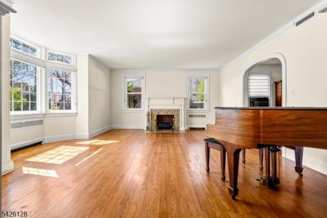 146 Irving Place Rutherford NJ 07070
