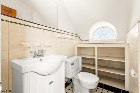 146 Irving Place Rutherford NJ 07070