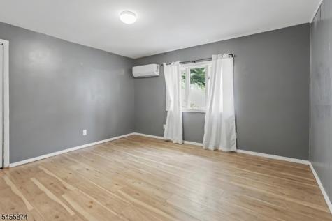26 Sanatorium Road Glen Gardner NJ 08826