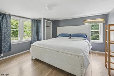26 Sanatorium Road Glen Gardner NJ 08826