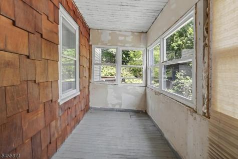 26 Sanatorium Road Glen Gardner NJ 08826