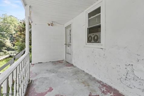 26 Sanatorium Road Glen Gardner NJ 08826