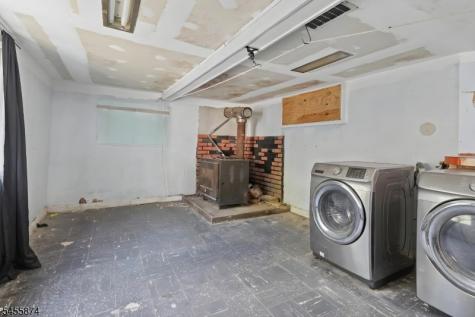 26 Sanatorium Road Glen Gardner NJ 08826