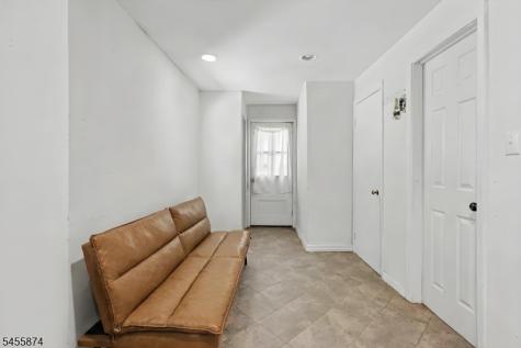 26 Sanatorium Road Glen Gardner NJ 08826