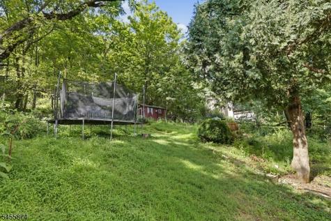 26 Sanatorium Road Glen Gardner NJ 08826