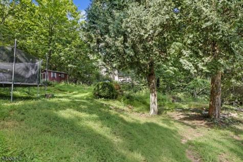 26 Sanatorium Road Glen Gardner NJ 08826