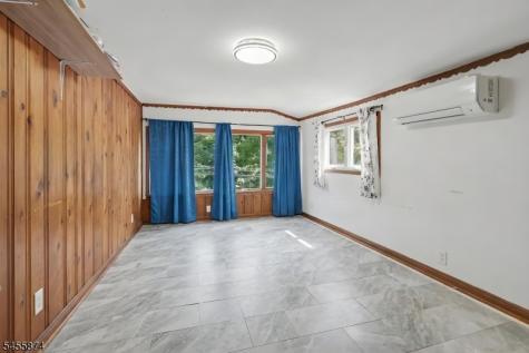 26 Sanatorium Road Glen Gardner NJ 08826