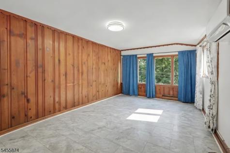 26 Sanatorium Road Glen Gardner NJ 08826