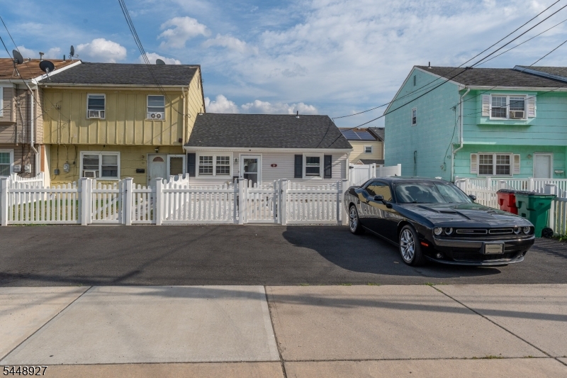 30 Warren Street Carteret NJ 07008