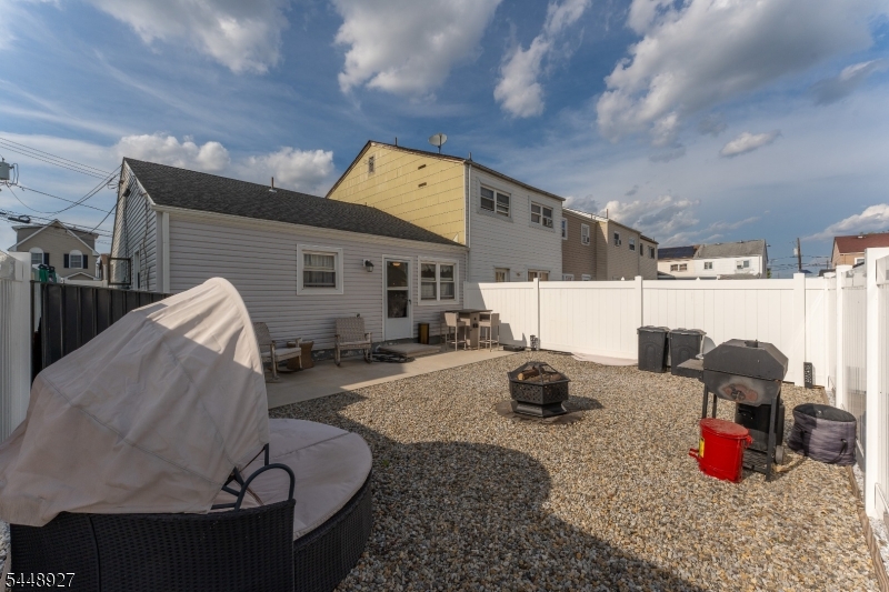 30 Warren Street Carteret NJ 07008
