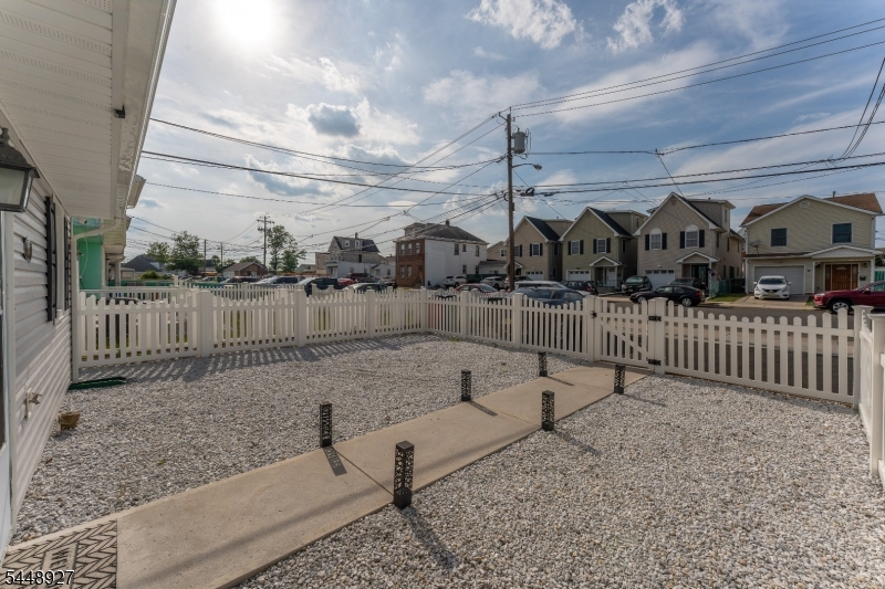 30 Warren Street Carteret NJ 07008