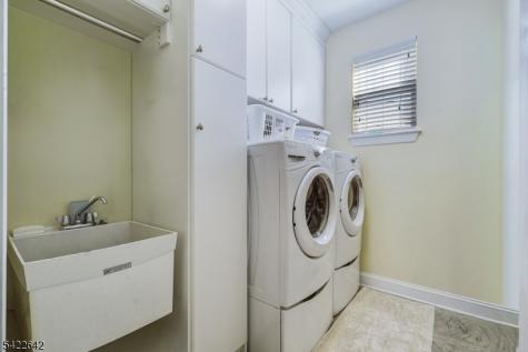 10 Ginkgo Court Franklin NJ 08873