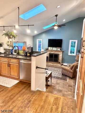 4 Laurel Place Chester NJ 07930