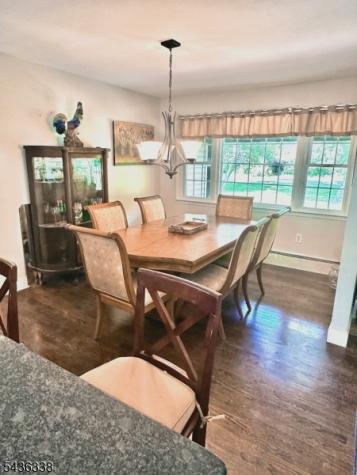 4 Laurel Place Chester NJ 07930
